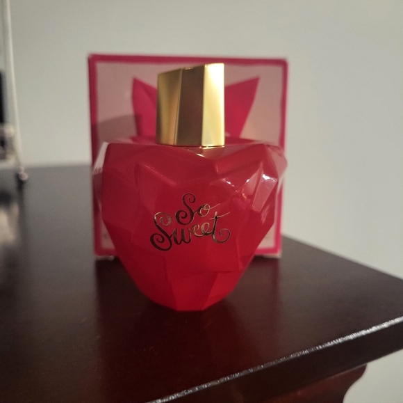 "So Sweet" By Lolita Lempicka Fragrance - Picture 2 of 9